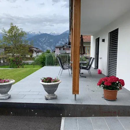 Oliver, Axams * Innsbruck