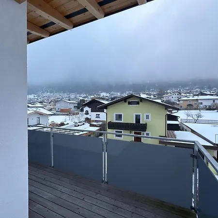 Oliver, Axams Apartament *