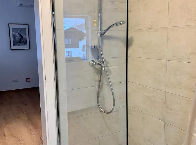 Oliver, Axams Appartamento