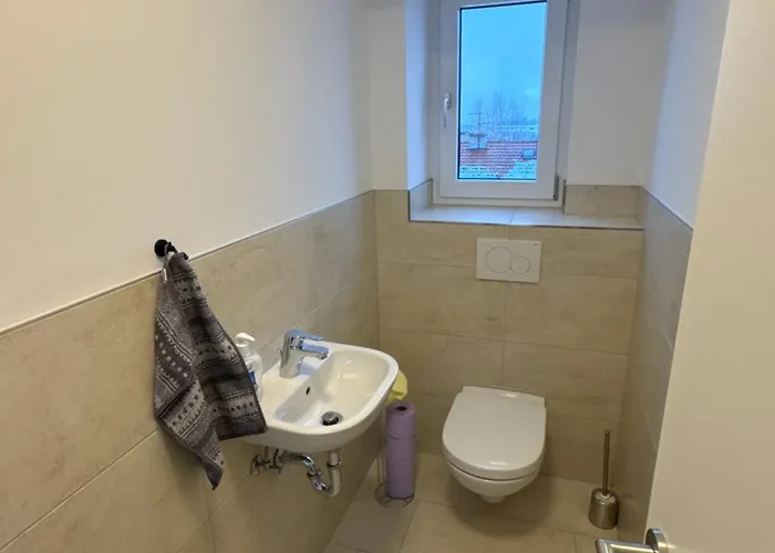 Oliver, Axams * إنسبروك