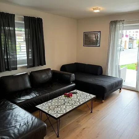 Oliver, Axams Apartment Innsbruck