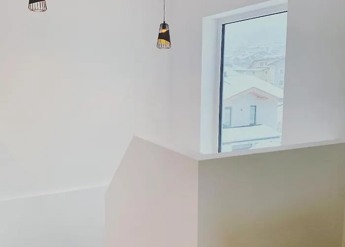 Oliver, Axams Apartment *