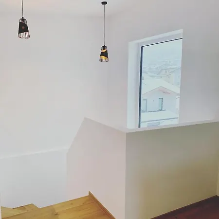 Oliver, Axams Apartman *